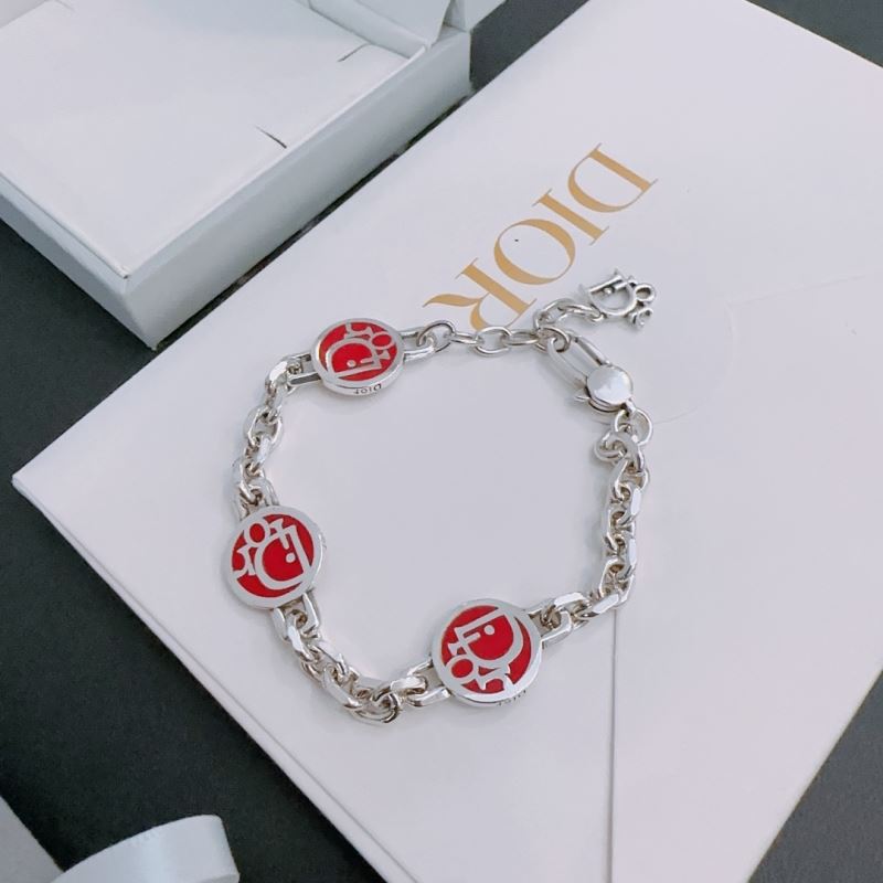 chr1st1an D10r bracelets